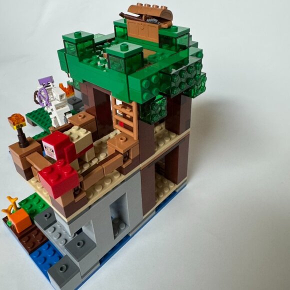 Lego 21146 Minecraft The Skeleton Attack Set COMPLETE - Picture 7 of 10